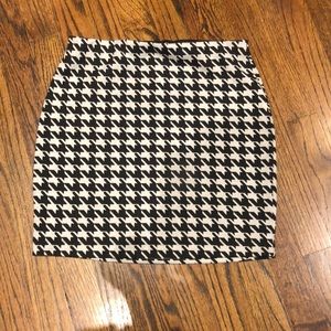 Express mini skirt